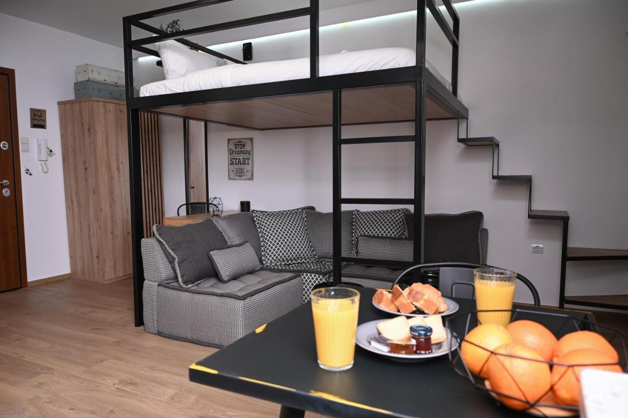 Urban Loft By Neuvel Apartment Athens Exterior photo
